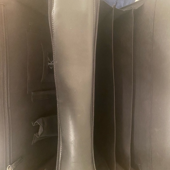 Calvin Klein leather briefcase NWT - Picture 3 of 8